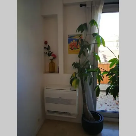 Modern,luminous,spacious Studio !!! 니스